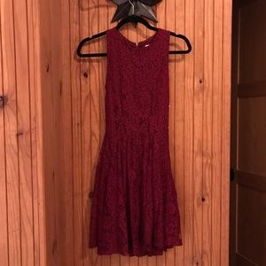 Burgundy Lace Detailed Dress